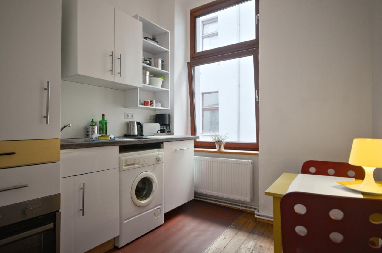Courtyard Apartment Берлин Екстериор снимка