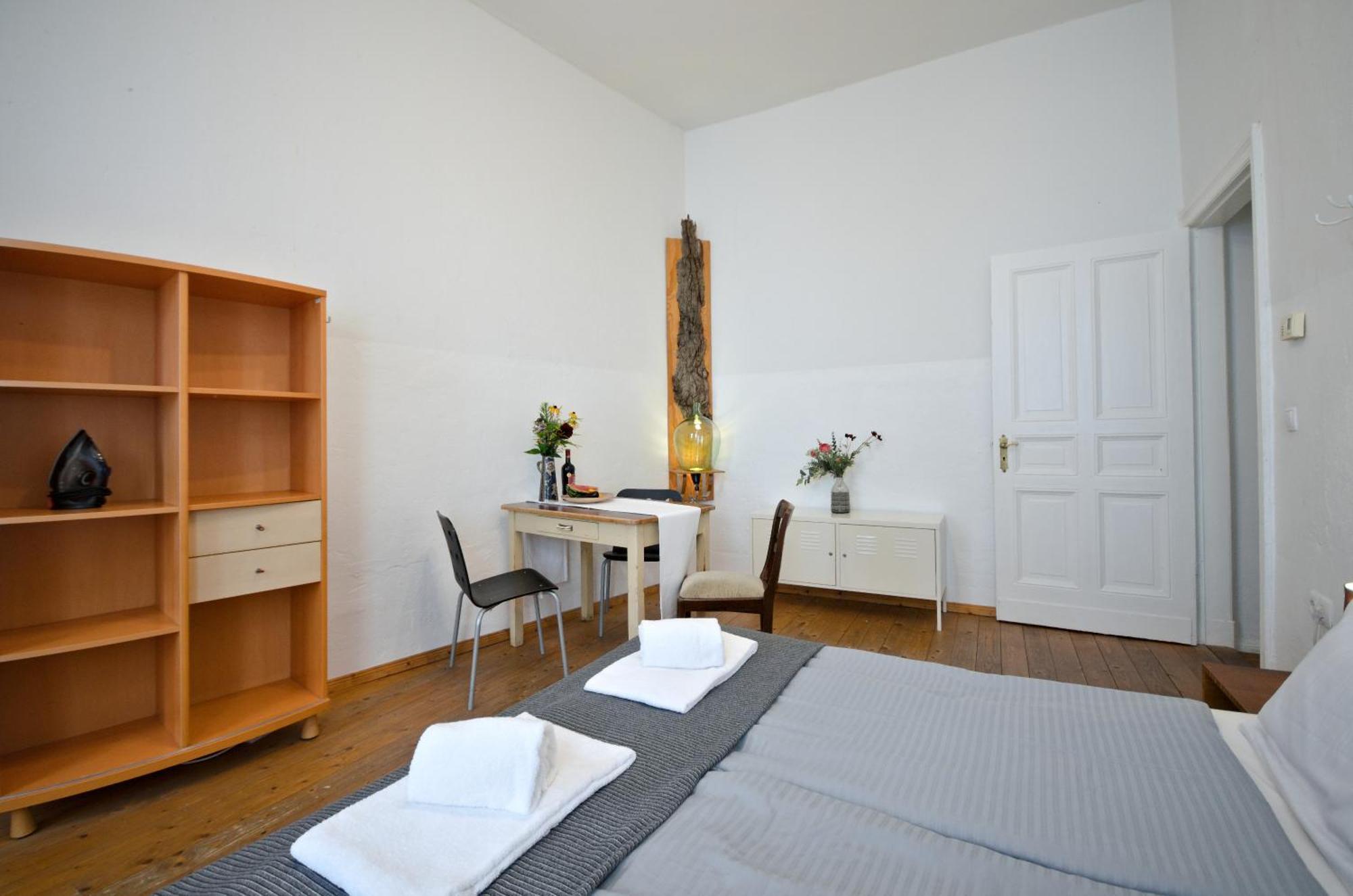 Courtyard Apartment Берлин Екстериор снимка